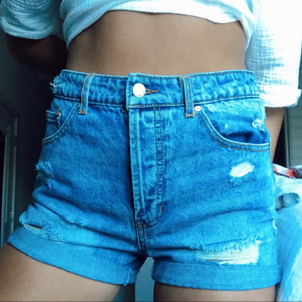 F21 HIGH RISE JEAN SHORTS